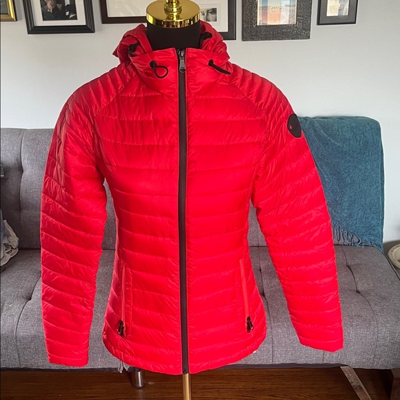 New without tags Women's Pajama Red Puffer Jacket 